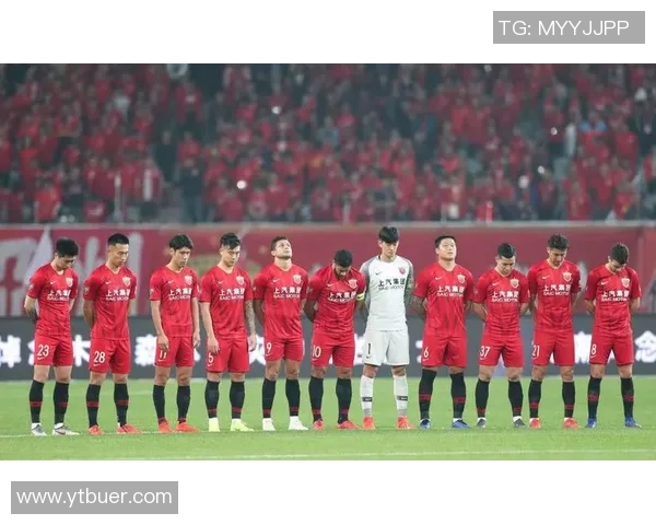 2015年中超精彩对决上港与申花的巅峰对抗集锦回顾