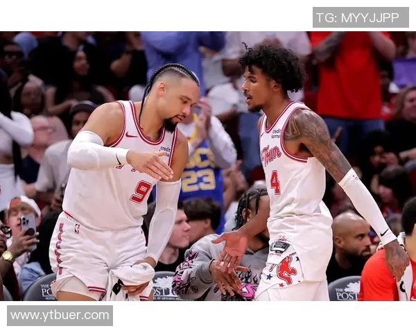 火箭与76人精彩对决回放10月26日比赛全程回顾与精彩瞬间分析